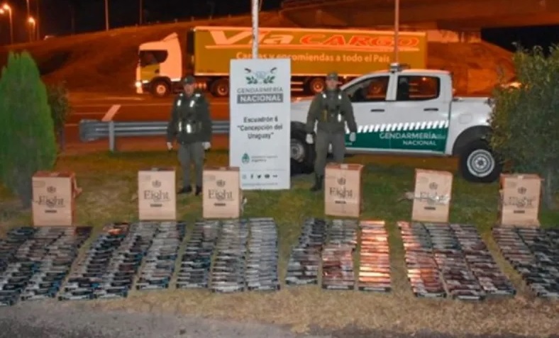 Transportaban Un Millonario Cargamento De Cigarrillos Secuestraron