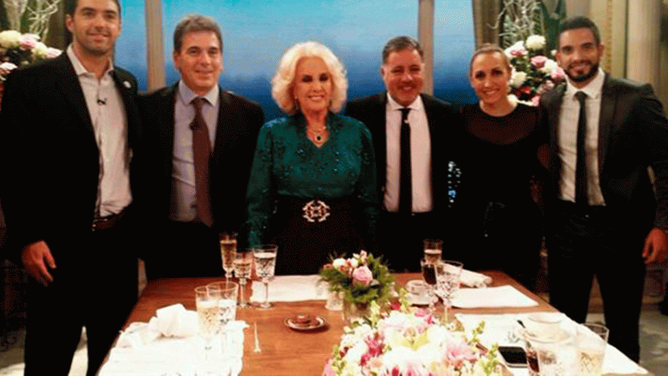Papelón en lo de Mirtha: ¿Por qué nadie comió el bife de chorizo?