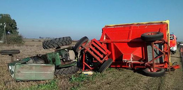 Un Trabajador Rural Murió Al Volcar El Tractor En Que Se Conducía – El ...