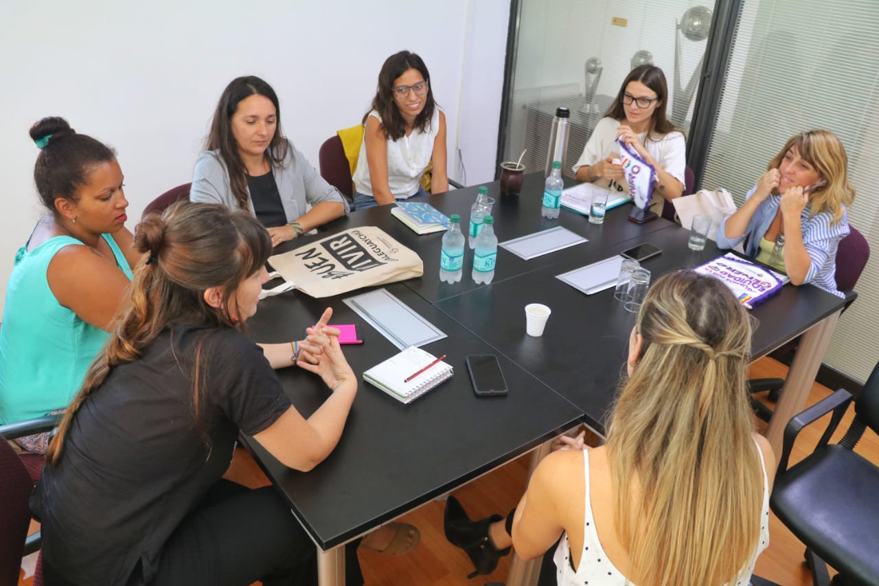La Secretaría de Deportes de la Nación recibió al equipo de Género y Diversidad Sexual