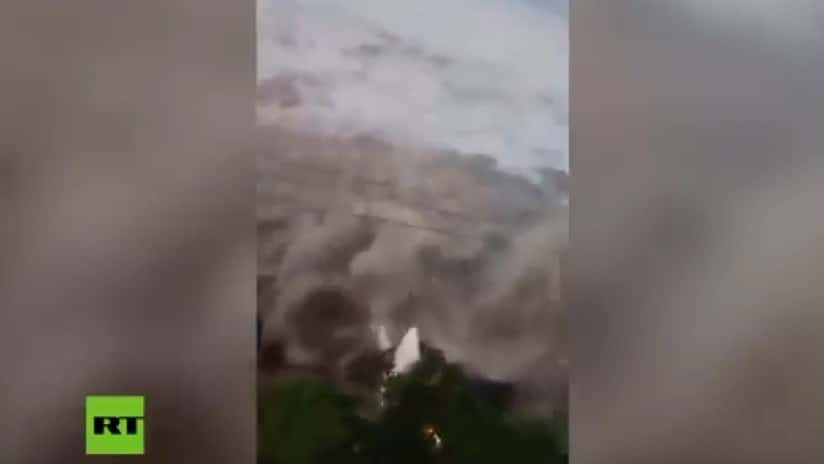 Video: Un tsunami azota Indonesia tras un fuerte terremoto en la isla de Célebes