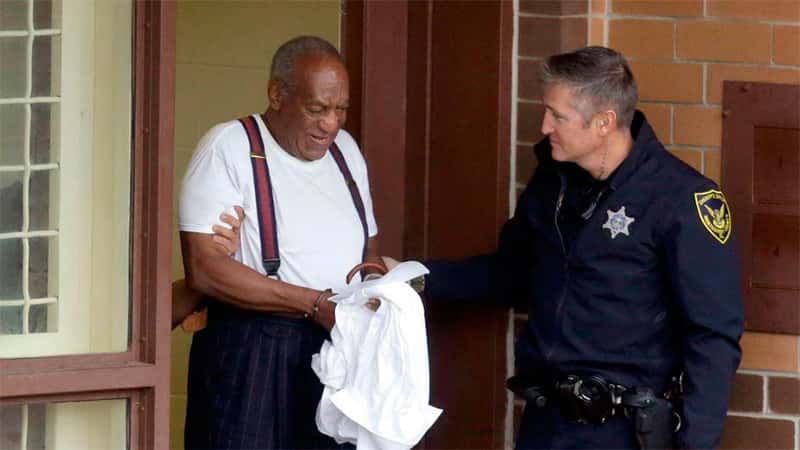 La primera noche en prisión del comediante Bill Cosby en EE.UU