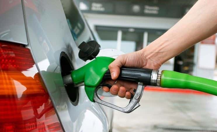 El mes comenzó con otro aumento en el precio de los combustibles