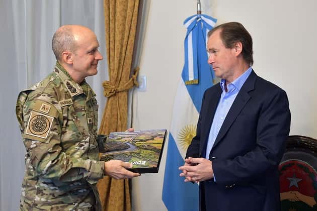 Bordet recibió al jefe del Ejército Argentino que está de visita en Paraná