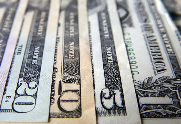 El Banco Central no intervino y el dólar trepó a $20,51