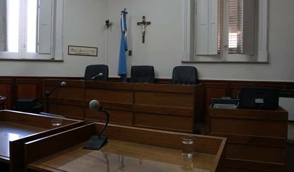 Nos condicionan y censuran: los jueces de Gualeguaychú no nos dejan trabajar