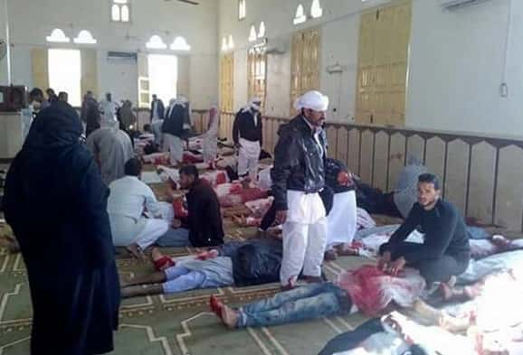 Atentado en Egipto: ya son más de 200 los muertos en una mezquita