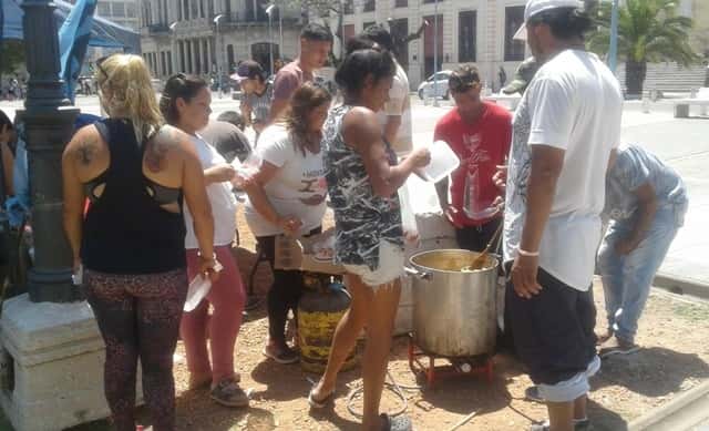 Paraná se sumó a las “mil ollas populares” por la Emergencia Alimentaria 