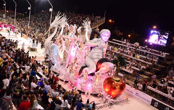 “El Carnaval es un ejemplo del potencial de las industrias creativas”