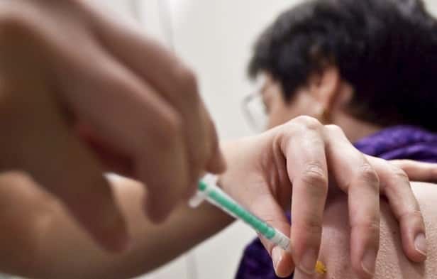 La vacuna antigripal llegó al Hospital Centenario: ¿cómo acceder? 