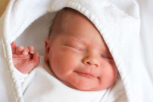 Los recién nacidos serán registrados con el nuevo Certificado Médico de Nacimiento