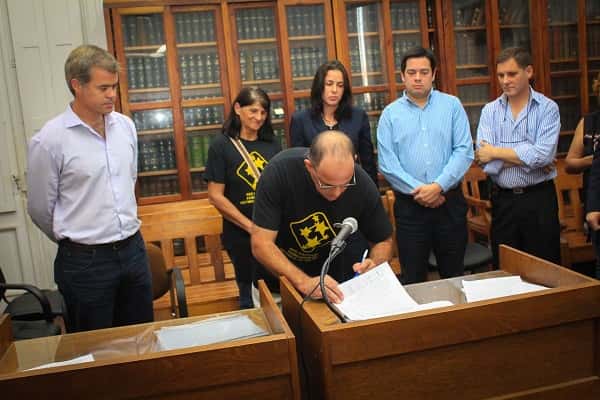 Piaggio, Aciverjus y representantes  de la Justicia firmaron un convenio