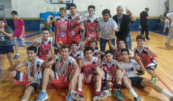 La U13 de Gualeguaychú se coronó campeón de la Copa Amistad