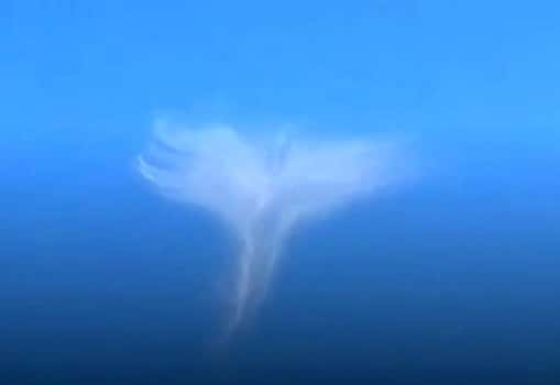 #EsViral La nube con forma de ángel que emociona a todo el mundo