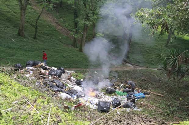 El Municipio recuerda: está prohibido quemar residuos en la ciudad 
