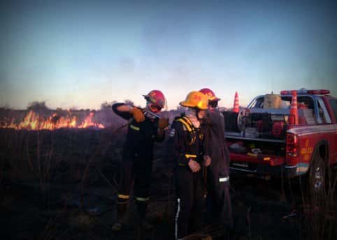 Palavecino: Cuatro dotaciones de Bomberos trabajaron en un incendio 