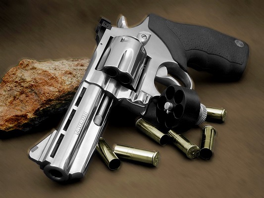 El lunes llega el puesto de entrega voluntaria de armas