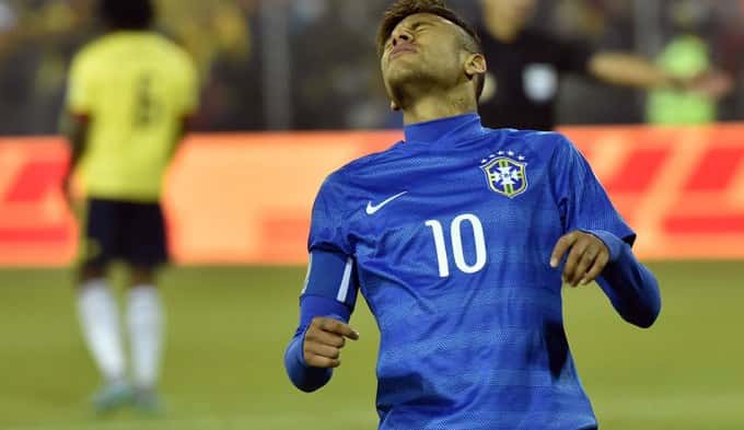 A Neymar le dieron dos fechas de suspensión 