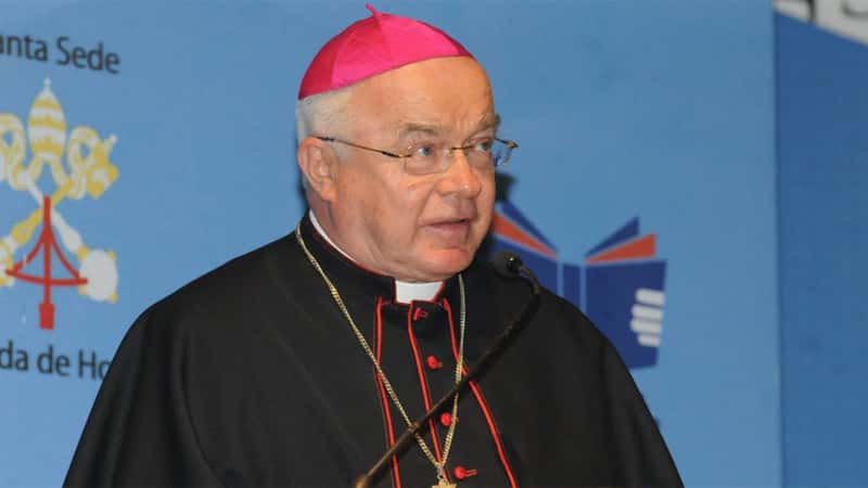 El Vaticano ordenó procesar a ex un arzobispo por abuso sexual de niños