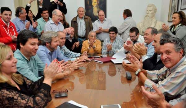Se creó el frente opositor en la provincia: "Cambiemos Entre Ríos"