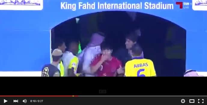 Video: El uruguayo Estoyanoff volvió a agarrarse a trompadas tras un partido