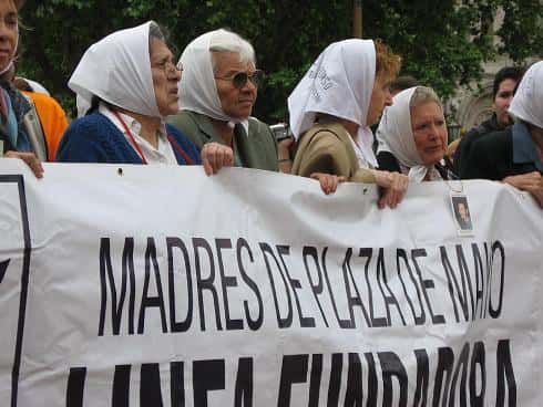 Tablas presenta una obra homenaje a las Madres de Plaza de Mayo 