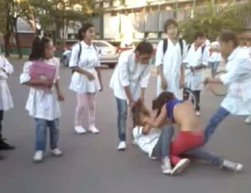 Video: Brutal pelea entre dos alumnas en Nogoyá