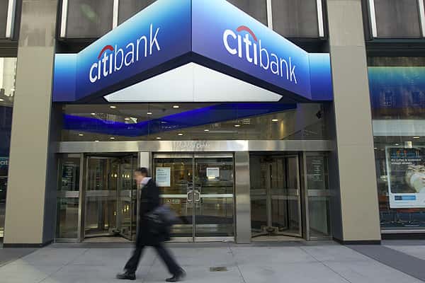 Inhabilitan al CEO de Citibank Argentina por firmar acuerdo con buitres