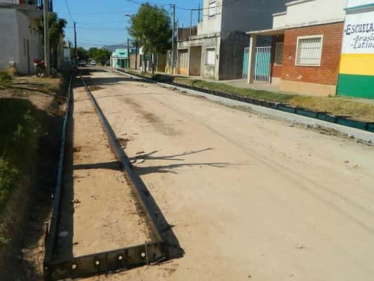 La Municipalidad comenzó con los trabajos previos para pavimentar calle Jujuy