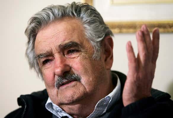 Mujica teme por un golpe de militares de izquierda en Venezuela
