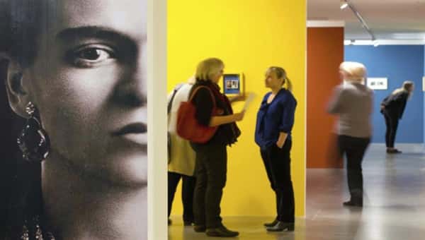 Exponen fotos inéditas de Frida Kahlo en Alemania