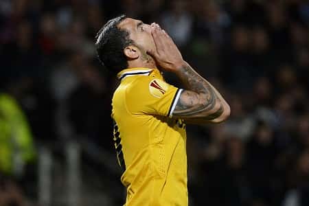 Tevez se fue lesionado en el triunfo de Juventus ante Olympique