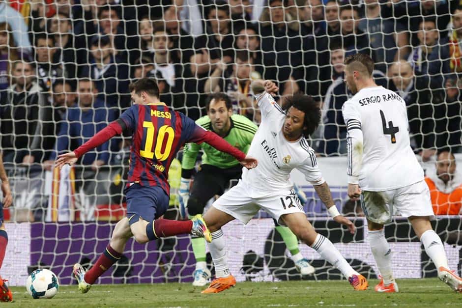 Tres goles de Messi en la victoria de Barcelona ante Real Madrid 4 a 3