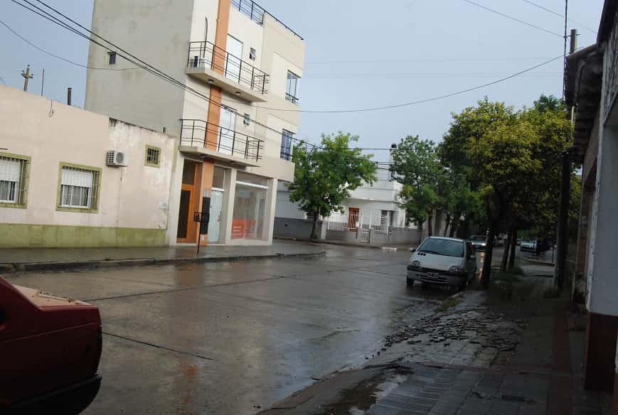 Llueve con sol sobre Gualeguaychú