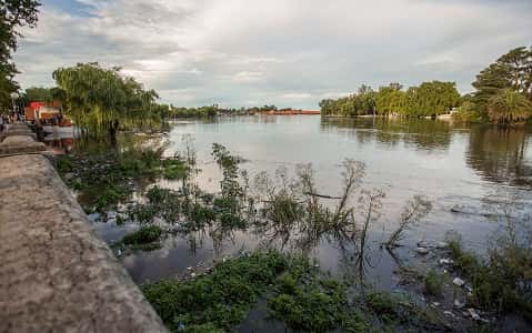 El río Gualeguaychú superó los 3 metros y ya hay evacuados 