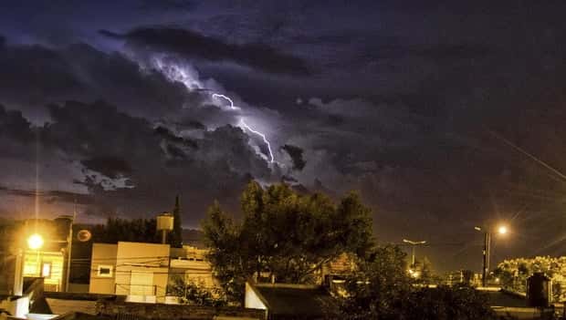 Anuncian una noche con tormentas para Gualeguaychú y gran parte de Entre Ríos