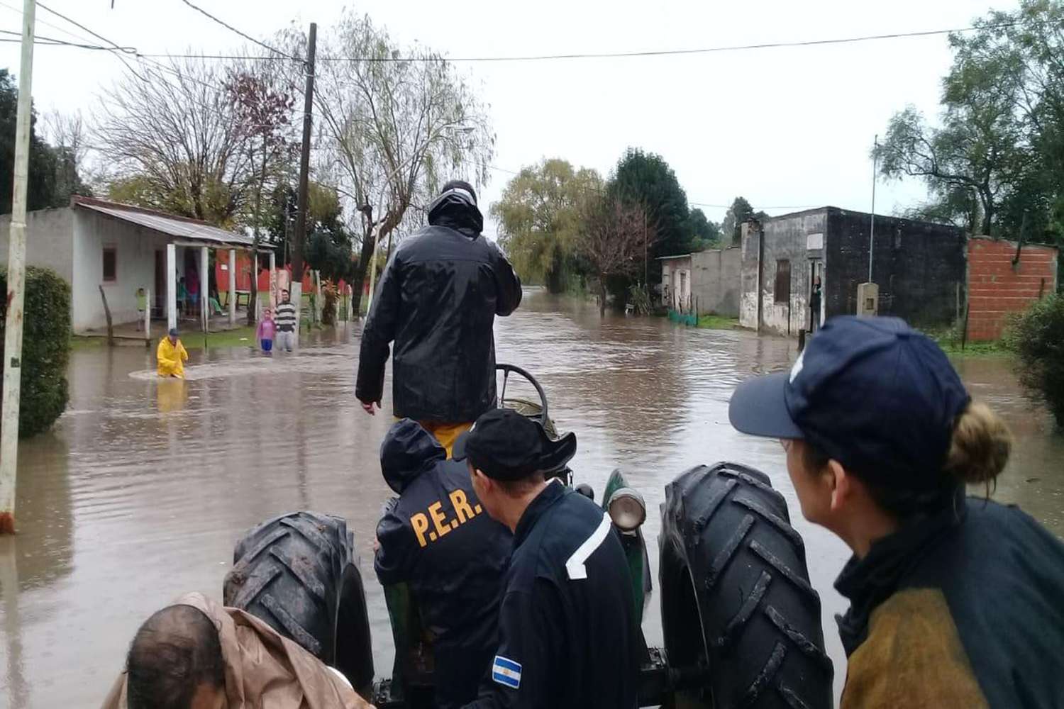 El intenso temporal complicó a Rosario del Tala y ya hay evacuados