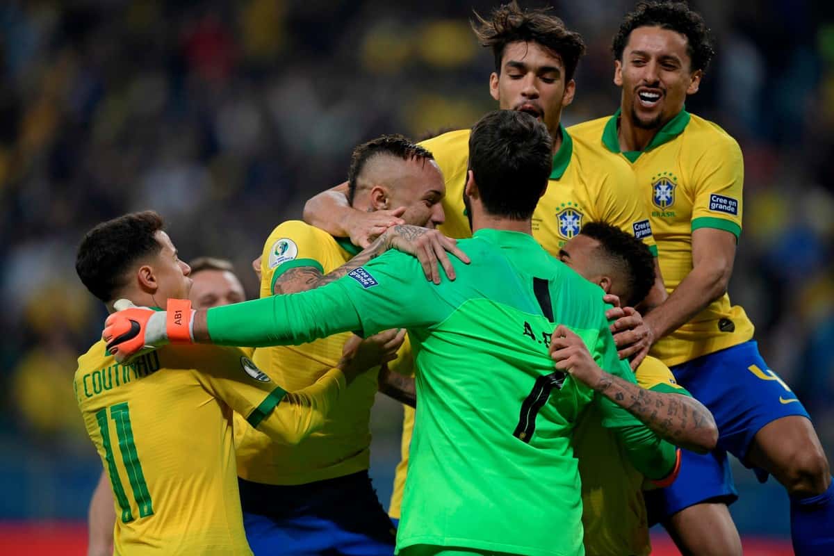 Brasil fue superior pero recién pasó por penales ante Paraguay