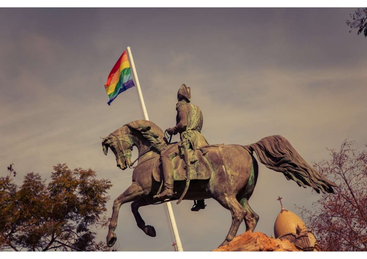 Día del orgullo: Hoy se izará la bandera de la diversidad en la Plaza San Martín