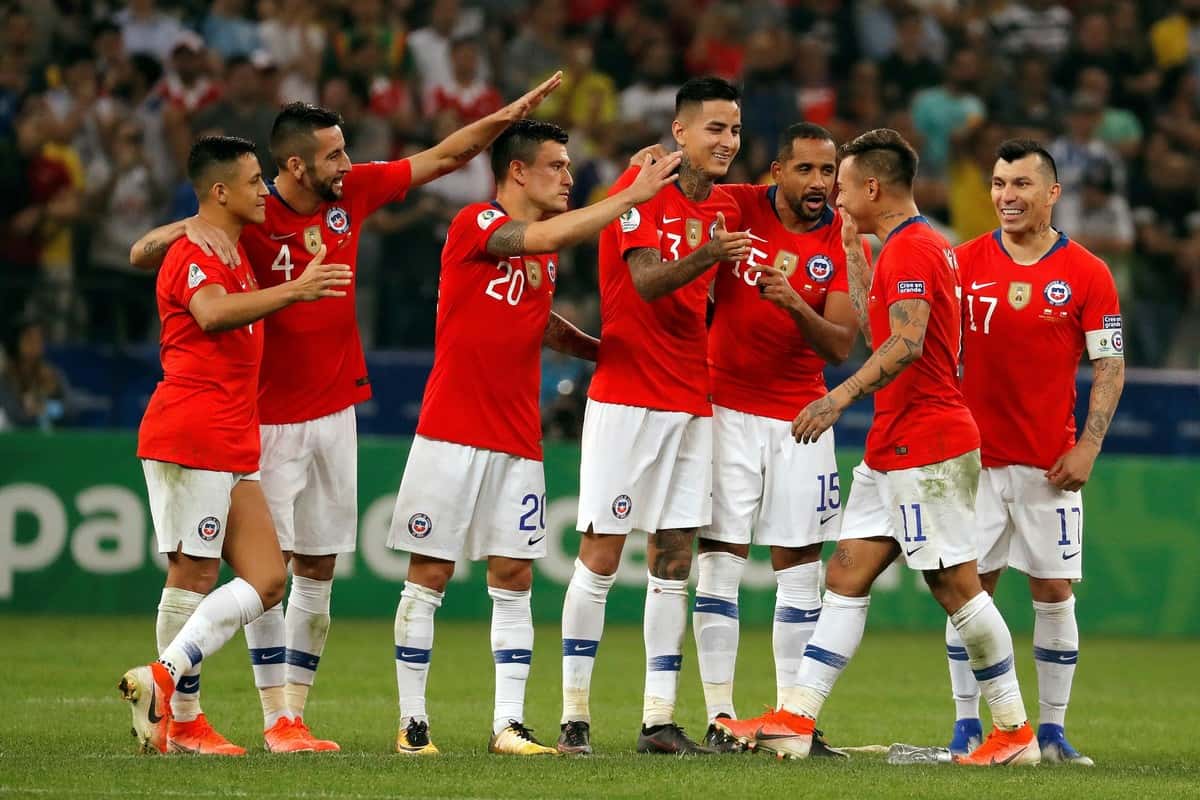 Chile eliminó a Colombia por penales y se metió en semifinales