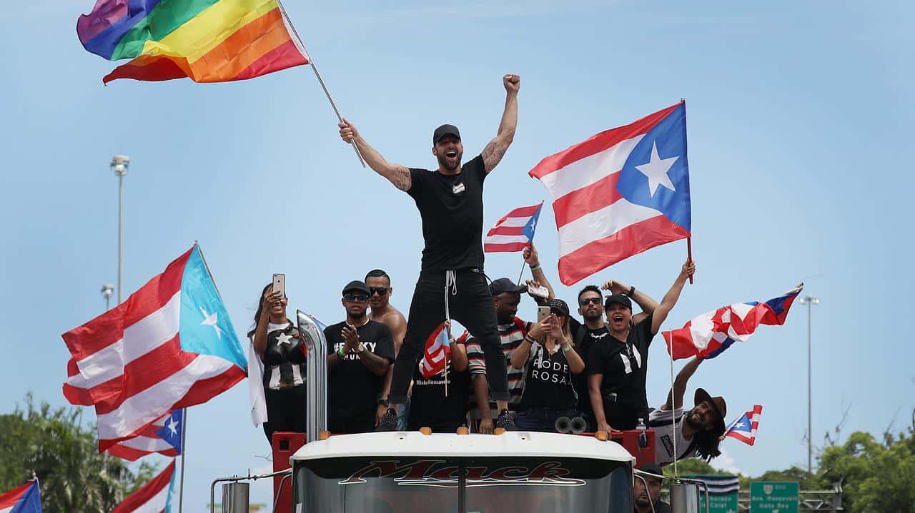 Ricky Martin, al frente de las protestas contra el gobernador de Puerto Rico
