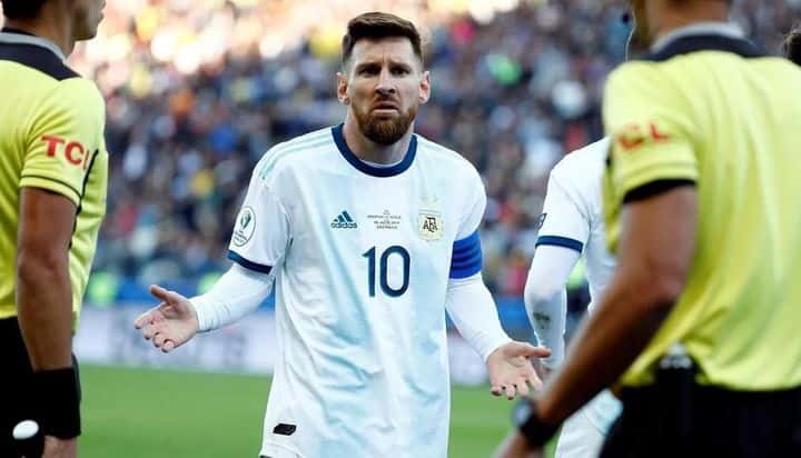 ¿Cuántos meses de suspensión le dieron a Messi por sus dichos contra la Conmebol?