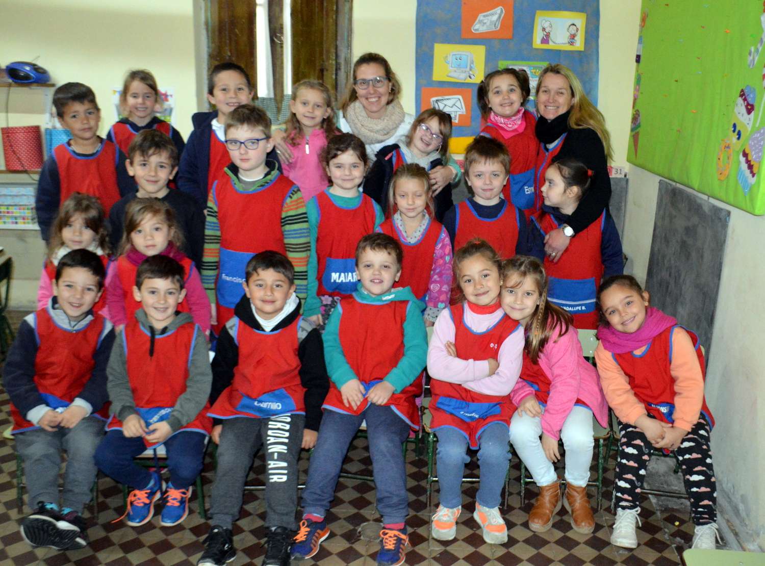 Niños de la salita verde del Jardín de infantes recibieron a ElDía