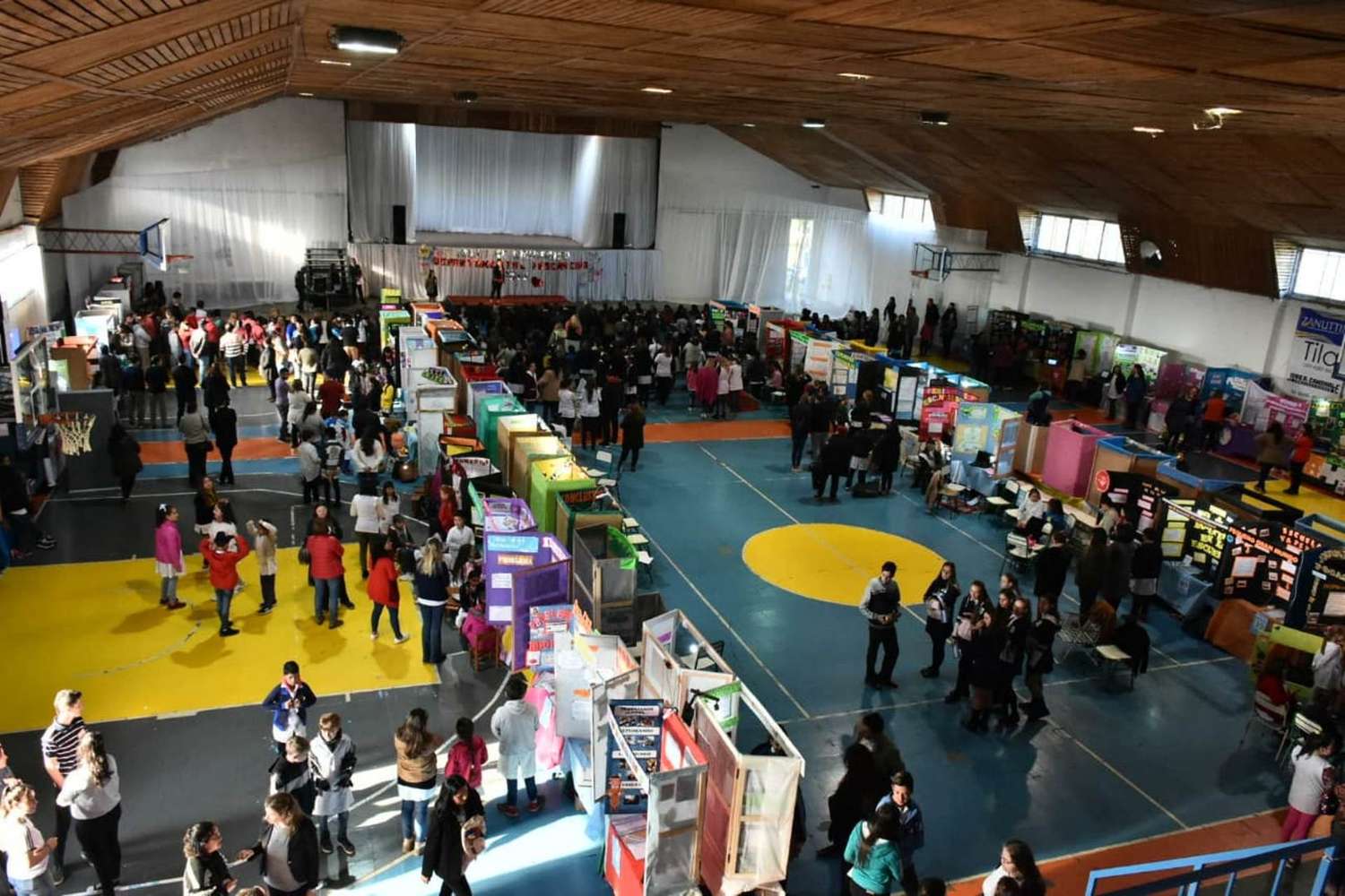 Más de 250 proyectos de investigación participarán de la Feria de Educación