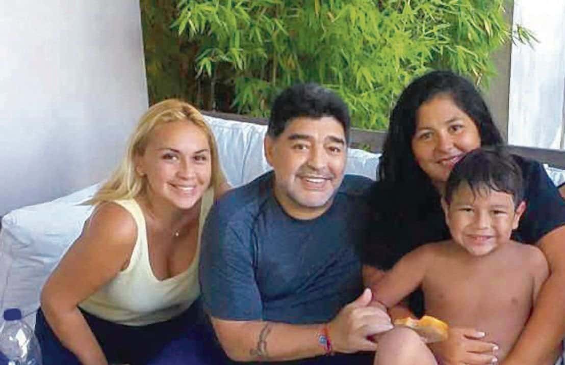 Difunden audio con fuerte autocrítica de Maradona: "Estoy enojado conmigo mismo porque soy un pelotudo"