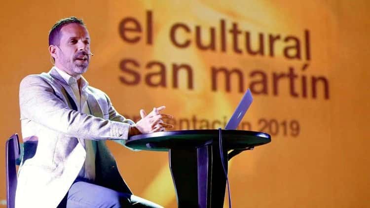 Diego Pimentel, quien estaba a cargo del Centro Cultural San Martín y fue denunciado por Anahí de la Fuente