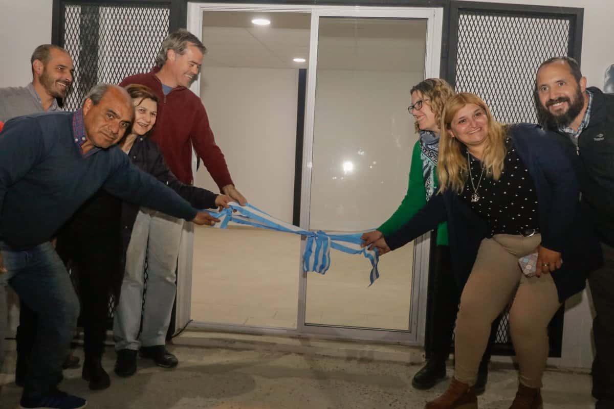 Piaggio inauguró un SUM construido con fondos municipales
