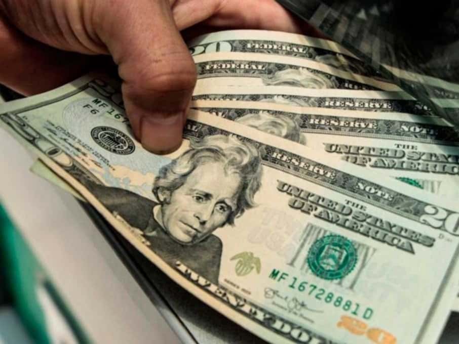 El dólar blue se hundió y tocó su menor valor en más de 20 días