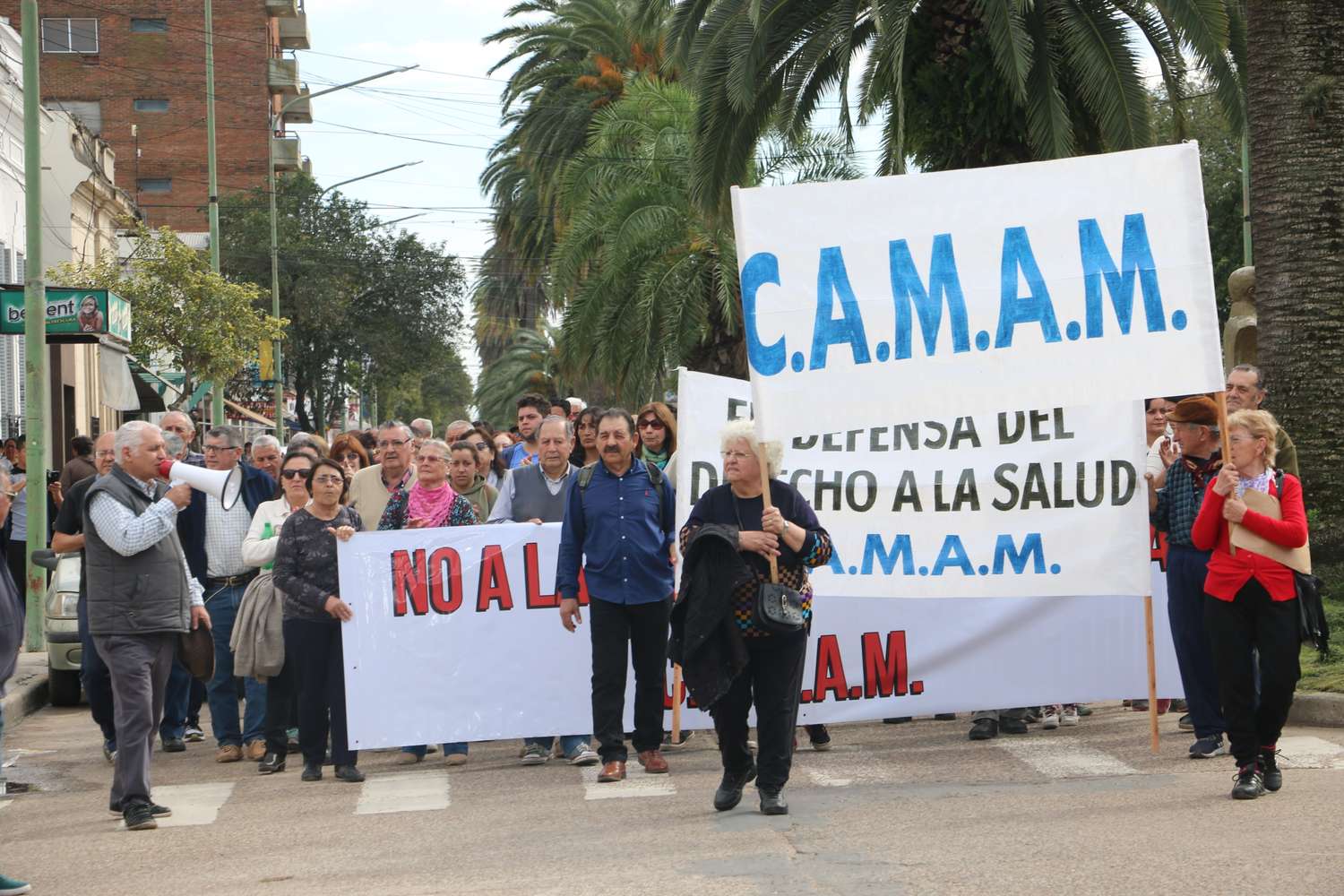 PAMI: Sin novedades respecto al acuerdo con prestadores locales, el Camam reprogramó la sexta marcha
