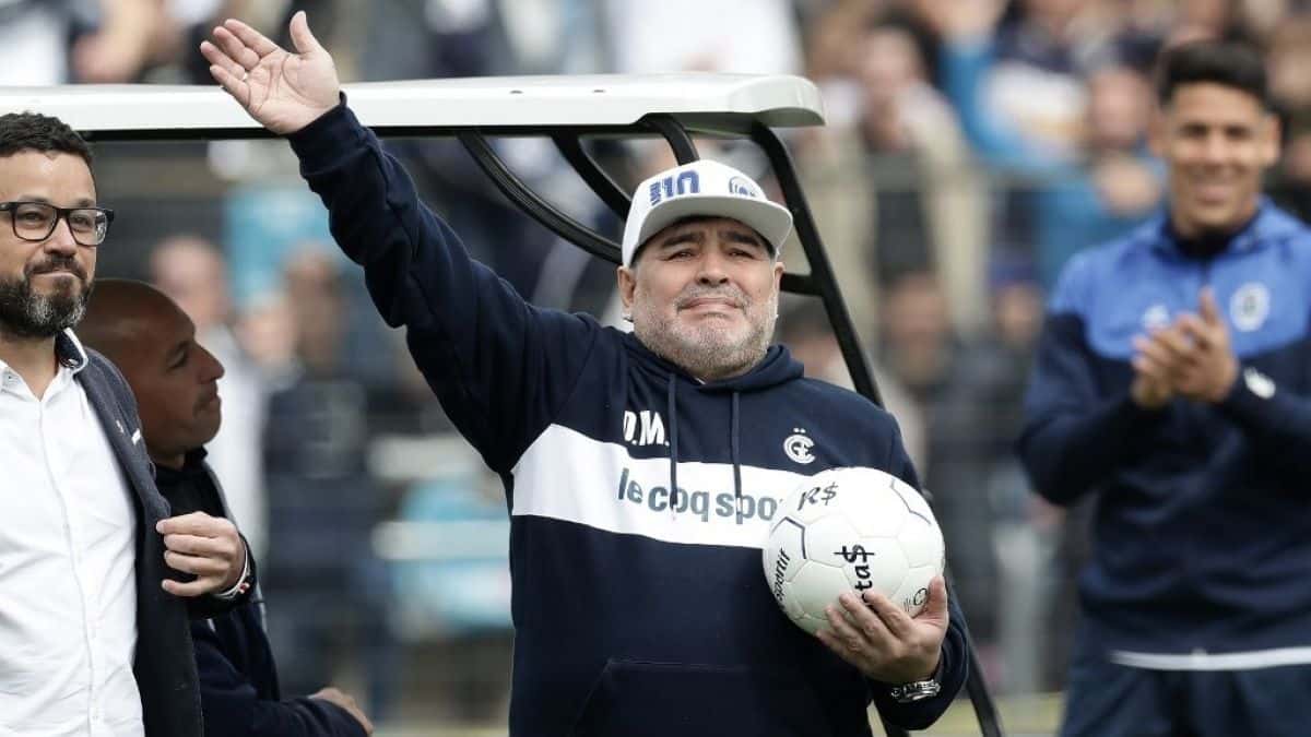 La sorprendente frase de Maradona para motivar al plantel de Gimnasia
